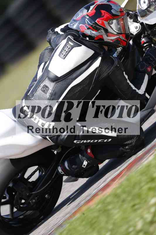 /44 09.08.2025 Plüss Moto Sport ADR/Freies Fahren/backside